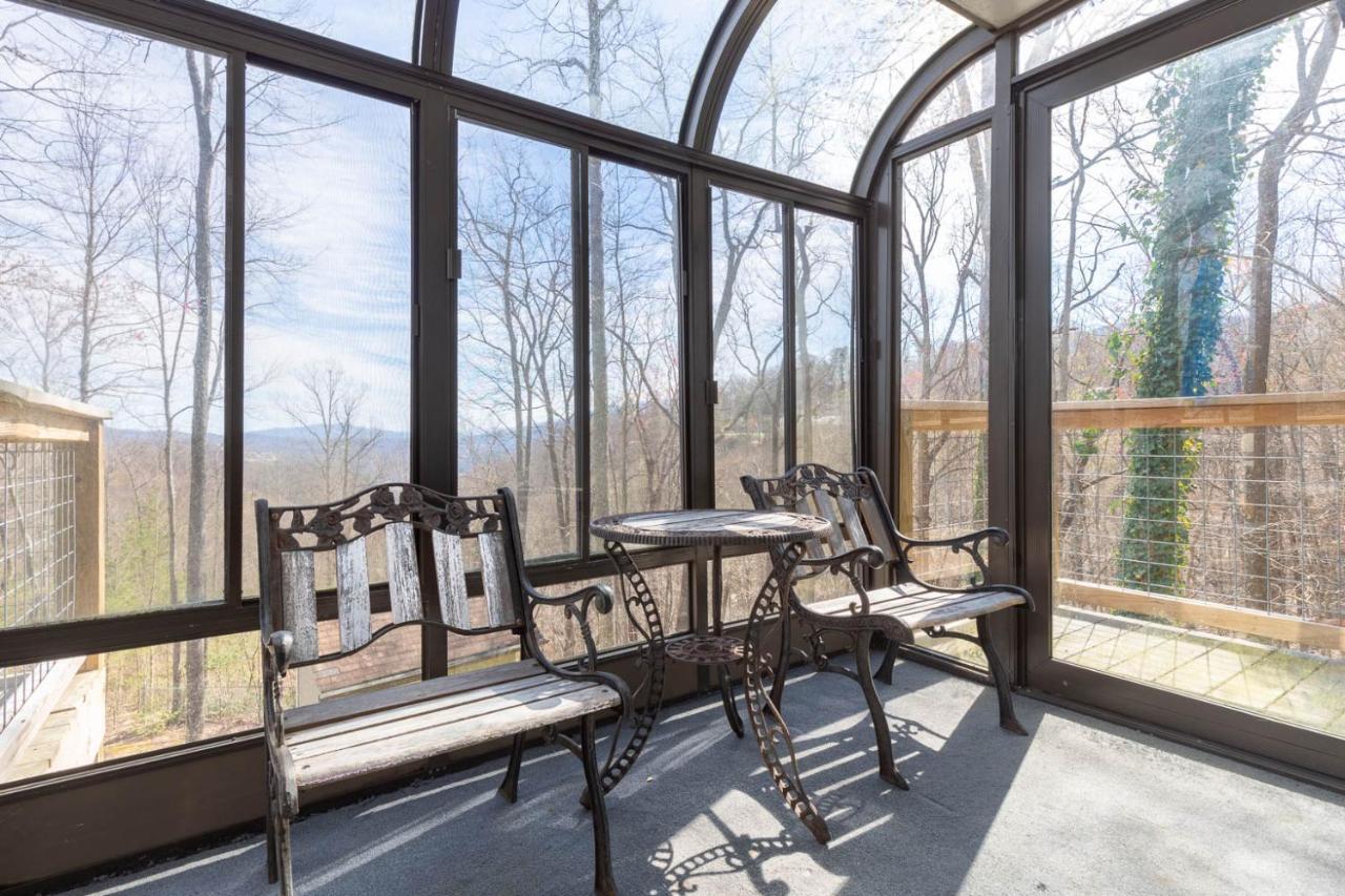 Bear View Chalet, 3 Bedroom, Pool, Pets, Arcades, Wifi, Hot Tub, Sleeps 12 Gatlinburg Ngoại thất bức ảnh