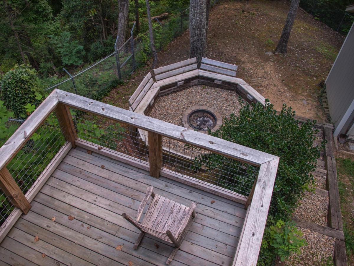 Bear View Chalet, 3 Bedroom, Pool, Pets, Arcades, Wifi, Hot Tub, Sleeps 12 Gatlinburg Ngoại thất bức ảnh